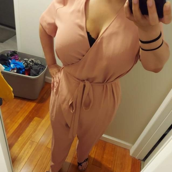 Asos pink jumpsuit with belt - Picture 4 of 13